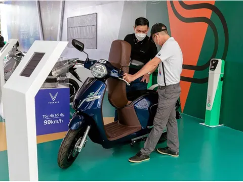 Chi phí nhiên liệu tăng, xe điện hút người dùng