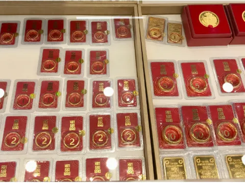 Sáng 2-4, giá vàng trong nước giảm 1,2 triệu đồng/lượng