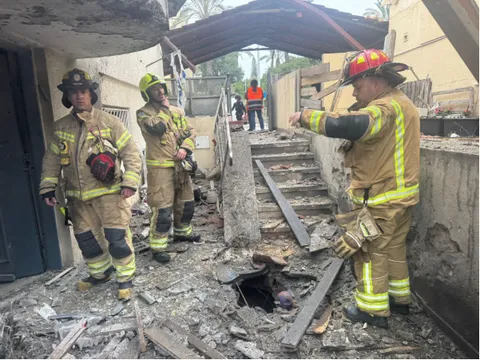 Iran và Hezbollah tấn công Israel, hàng triệu người phải tìm nơi trú ẩn