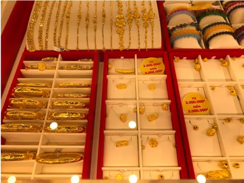 Sáng 7-4, giá vàng neo tại mốc 173 triệu đồng/lượng