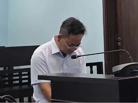 Thất nghiệp nhưng lừa "chạy việc"