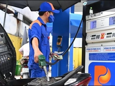 Ngày mai, thuế xăng, dầu về 0%, ngành thuế yêu cầu triển khai thông suốt ngay