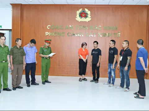 Lật tẩy đường dây làm giả bệnh án, khởi tố 32 bị can