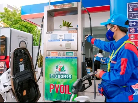 Xăng E10 bán đại trà toàn quốc: Bước đi cần thiết trong lộ trình chuyển đổi năng lượng