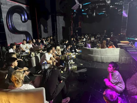 Triệt phá tụ điểm “bóng cười” tại Lounge Gas Remix