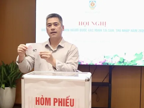 Bổ sung hình thức xử lý ký luật đối với người kê khai tài sản không trung thực