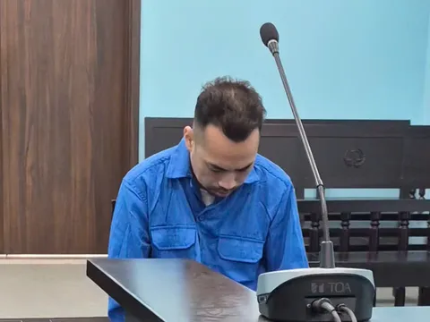 Nữ giám đốc bị "siết nợ" 9,8 tỷ đồng