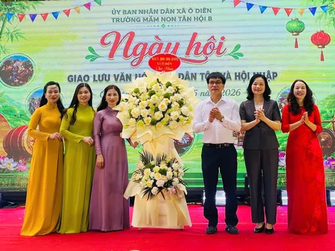 Tưng bừng “Ngày hội giao lưu văn hóa các dân tộc và hội nhập” xã Ô Diên