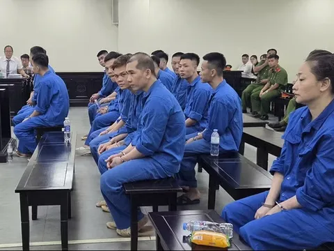 Mức án thích đáng cho nhóm đối tượng dụ dỗ người dân vay tiền không cần thế chấp