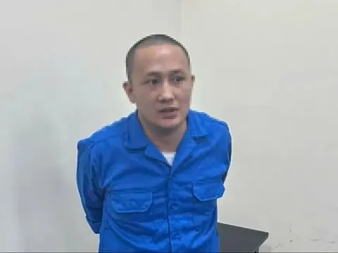 Nổ súng trước cửa nhà bố dượng vì mâu thuẫn trong sinh hoạt