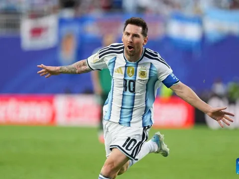 Messi lập cú đúp lịch sử, Argentina hiên ngang vào vòng knock-out World Cup 2026
