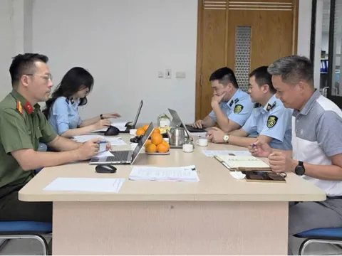 Xử phạt 7 thương nhân phân phối xăng, dầu vi phạm, tước giấy phép 2 doanh nghiệp
