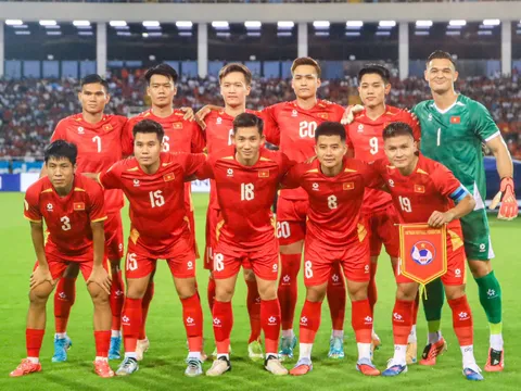 Đình Bắc lập cú đúp, tuyển Việt Nam giành vé vào bán kết ASEAN Cup 2026