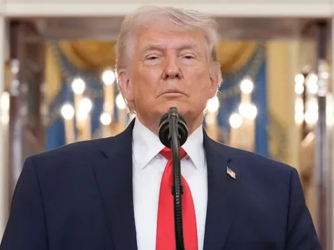 Tổng thống Trump chuyển trọng tâm sang gây sức ép kinh tế với Iran