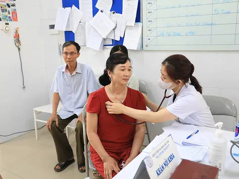 Tìm lời giải cho bài toán “sống lâu đi đôi với sống khỏe”