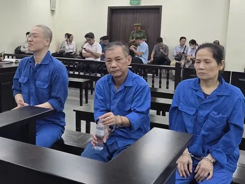 Tự xưng Thiếu tướng, lừa chạy việc