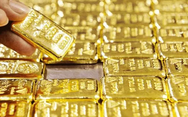 Giá vàng hôm nay 10/10: thế giới lao dốc không phanh, nhẫn giảm sâu