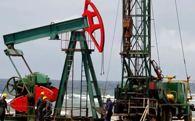 Giá xăng dầu hôm nay 13/5: đà leo dốc chưa dừng