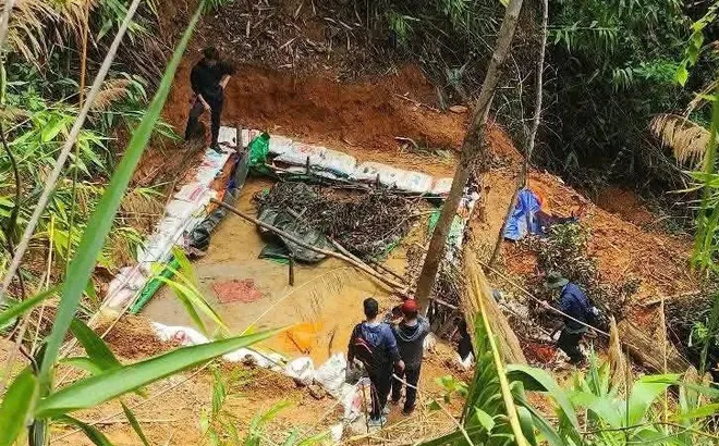 Báo cáo của UBND huyện Đak Đoa trước việc có dấu hiệu khai thác vàng trái phép