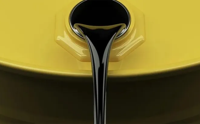 Giá xăng dầu hôm nay 3/6: bặt tăng