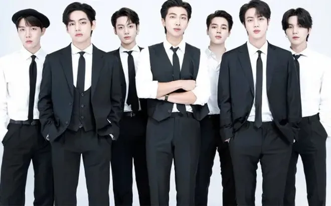 V nói gì nhân kỷ niệm 12 năm ra mắt BTS?