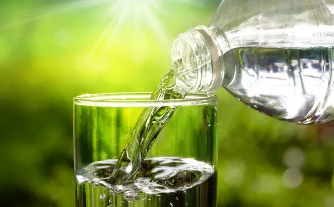 3 nhóm người có nguy cơ bị mất nước trong mùa hè