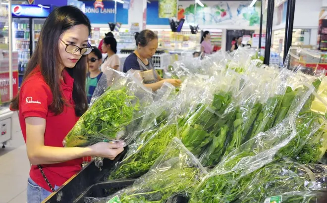Siêu thị giảm giá khủng kích cầu tiêu dùng