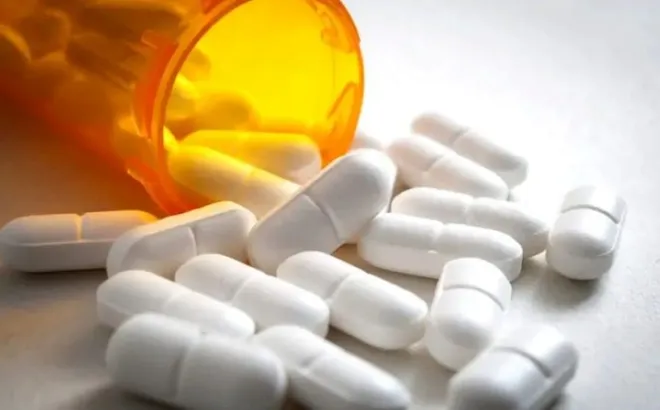 Phát hiện thuốc Theophylin 100mg điều trị giãn phế quản giả