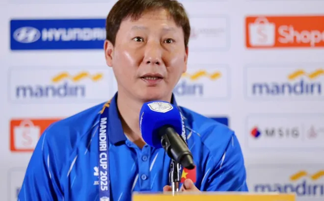 HLV Kim Sang-sik tự tin trước trận bán kết giải U23 Đông Nam Á 2025