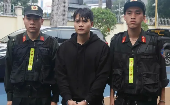 Có được phép hành nghề "đòi nợ thuê"?