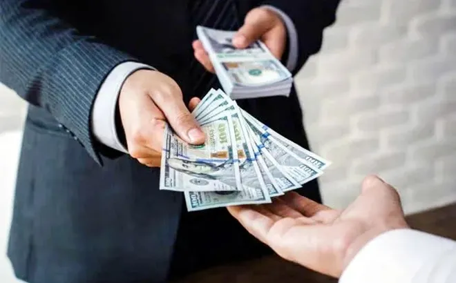 Tỷ giá USD hôm nay 12/1/2026: Thị trường tự do tiếp tục giảm, trong ngân hàng tăng nhẹ