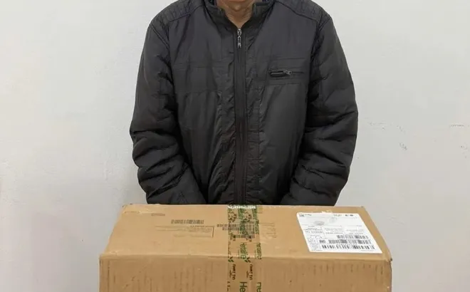 Phát hiện người đàn ông ở Hà Nội cất giấu 10 kg pháo nổ trong nhà