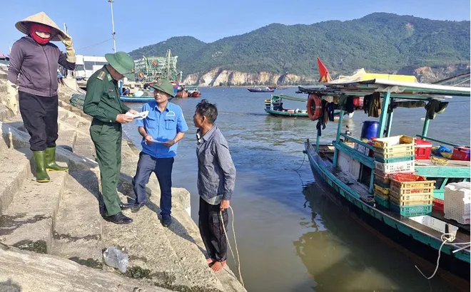 Hà Tĩnh: tập trung kiểm soát, ngăn chặn tàu cá “3 không”