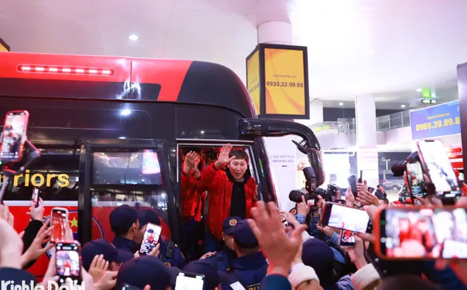 U23 Việt Nam về nước trong sự chào đón nồng nhiệt của người hâm mộ