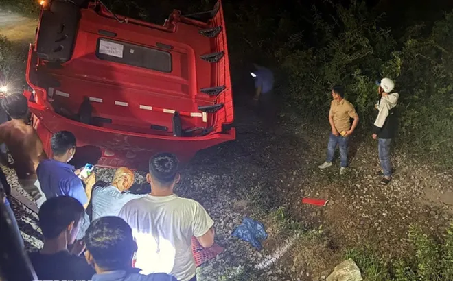 Khởi tố vụ án hình sự vụ tàu hỏa húc văng xe tải trọng lớn tại Quảng Ngãi