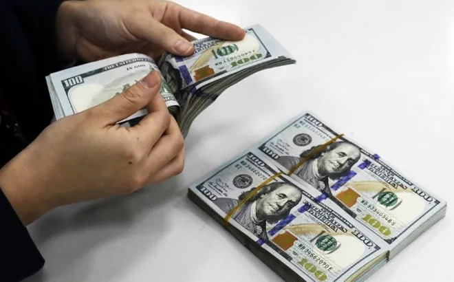 Ngân hàng thương mại tăng nhẹ tỷ giá USD