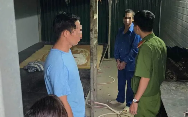 Khởi tố người phụ nữ trả công bằng heroin cho công nhân